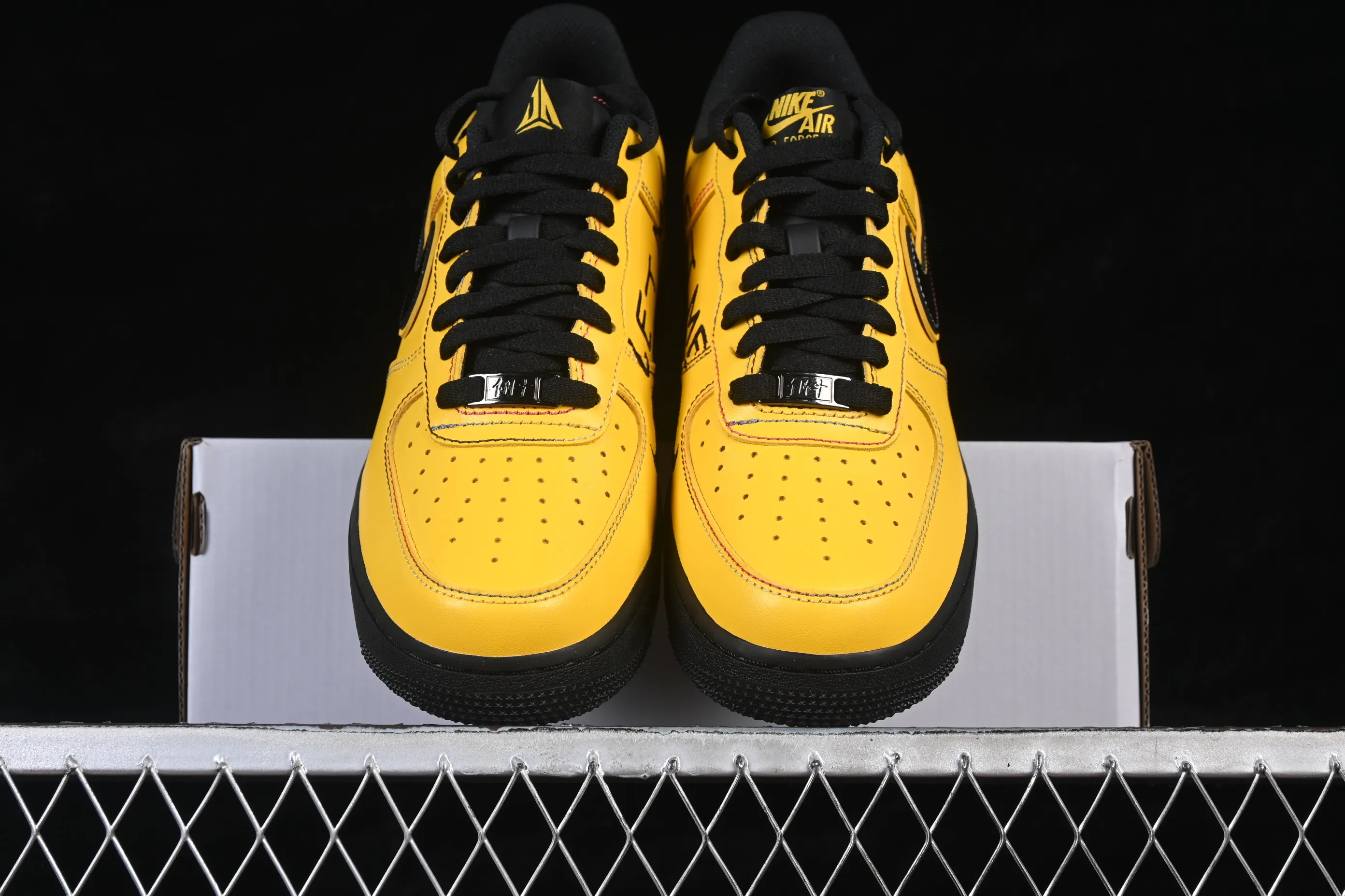 All categories Nk Air Force 1 Air Force series Nk Air Force 1 Low Air Force low-top GX foreign trade version Nike Air Force 1'07 Low Morant Air Force 1 low-top casual sneakers IQ2713-700